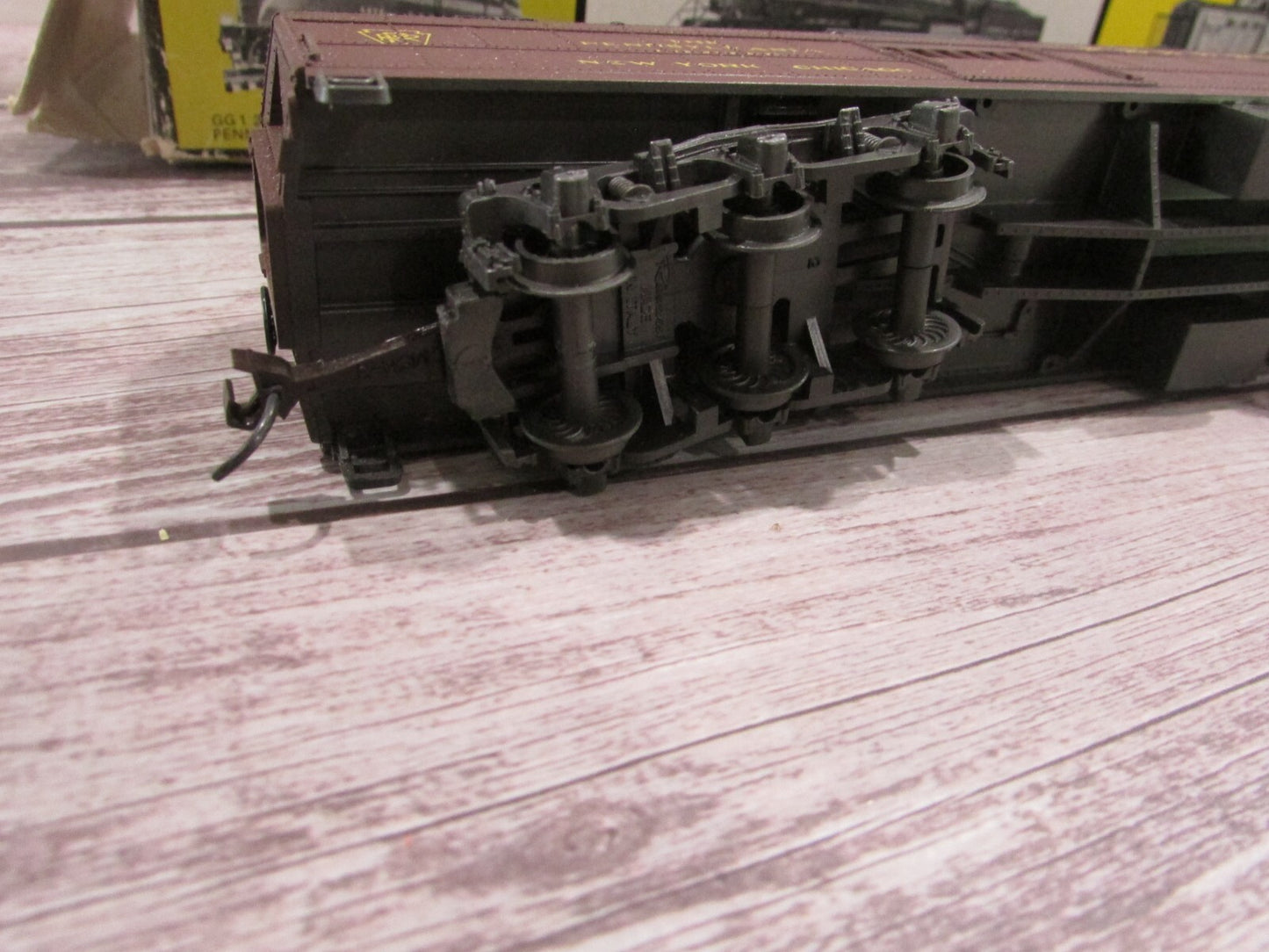 HO Scale AHM/Rivarossi 1920 Baggage-R.P.O. Pennsylvania   Passenger Car Lot#3240