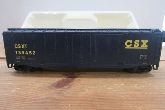 HO Scale Walthers CSX Reefer Car #139452 Lot#4763