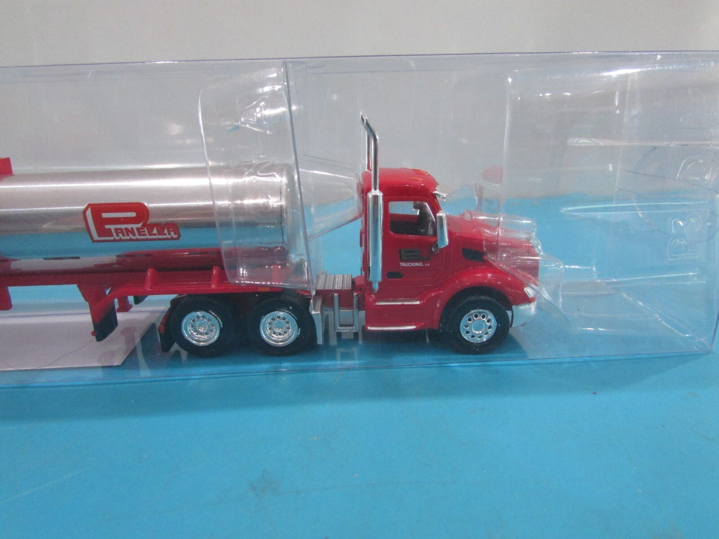 HO Scale Trucks n Stuff Peterbilt 579 DC w/ Food Grande Tanker Panella Trucking