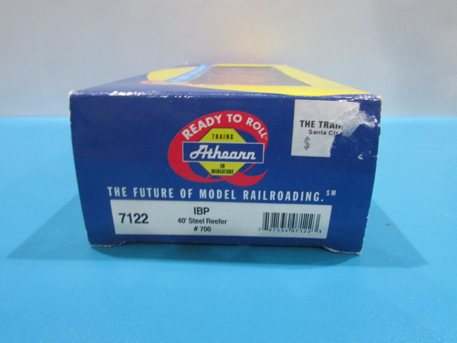 Ho Scale Athearn 7122 Iowa Beef Packers Inc. 40' Steel Reefer IBPX#700