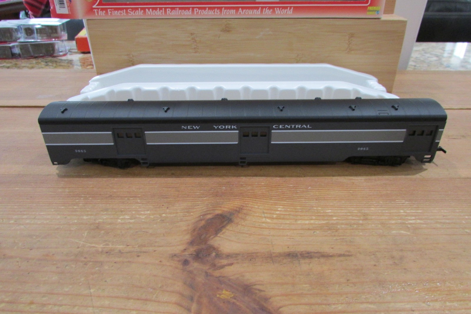 HO Scale IHC 48200 Baggage Smooth Side Passenger Car New York Central Lot#5049