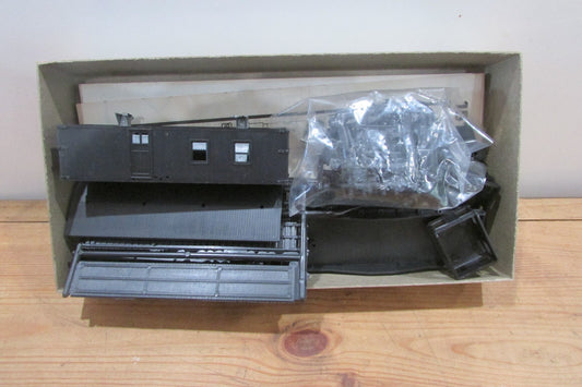 HO Scale Roundhouse 1517 Snow Dozer Flanger & Snow Plow Kit Lot#4548