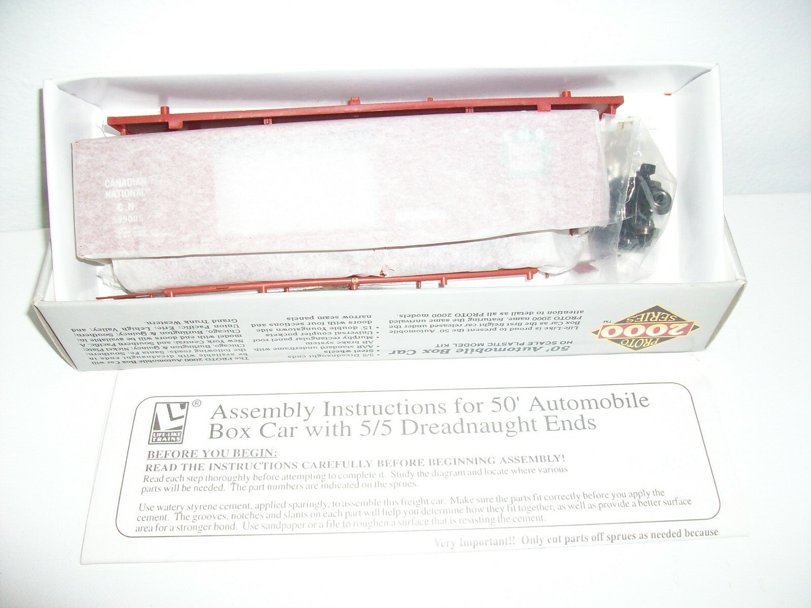 Ho Scale Proto 2000 50' Automobile Box Car "Canadian National" Lot#0430