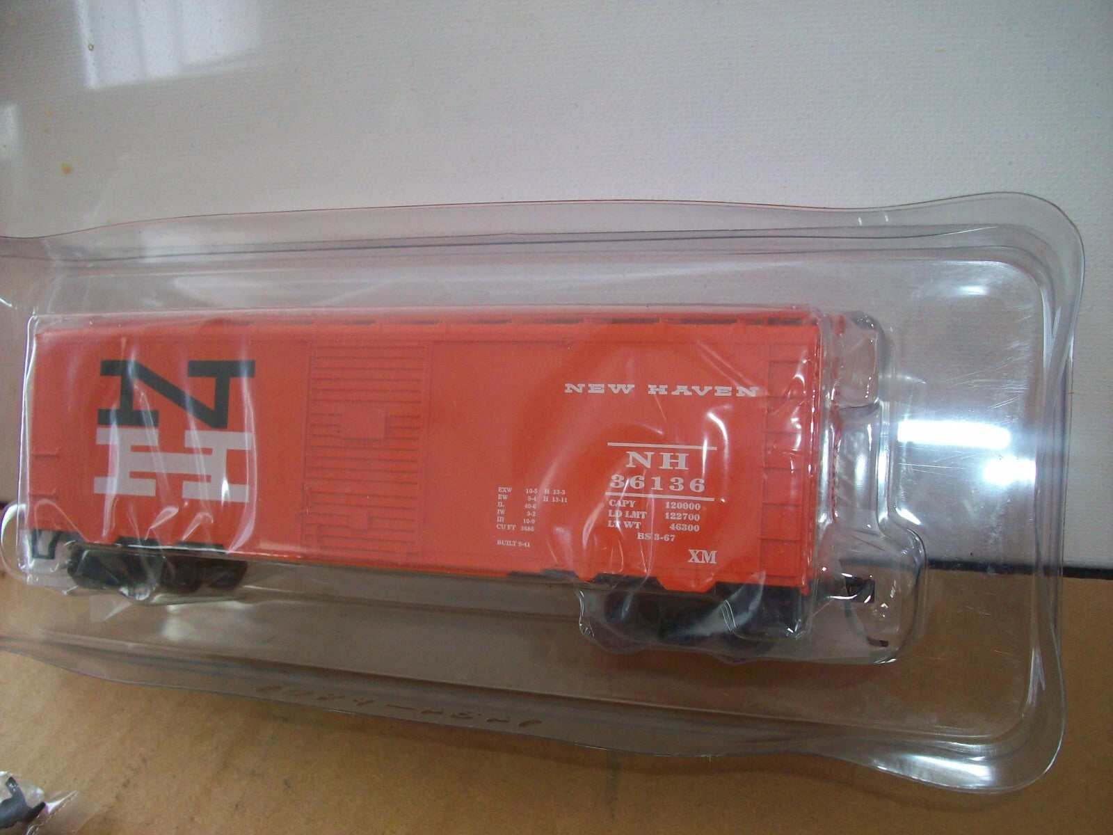 HO Scale Roundhouse 20414 40' AAR Single Door Box Car New Haven Lot#0562