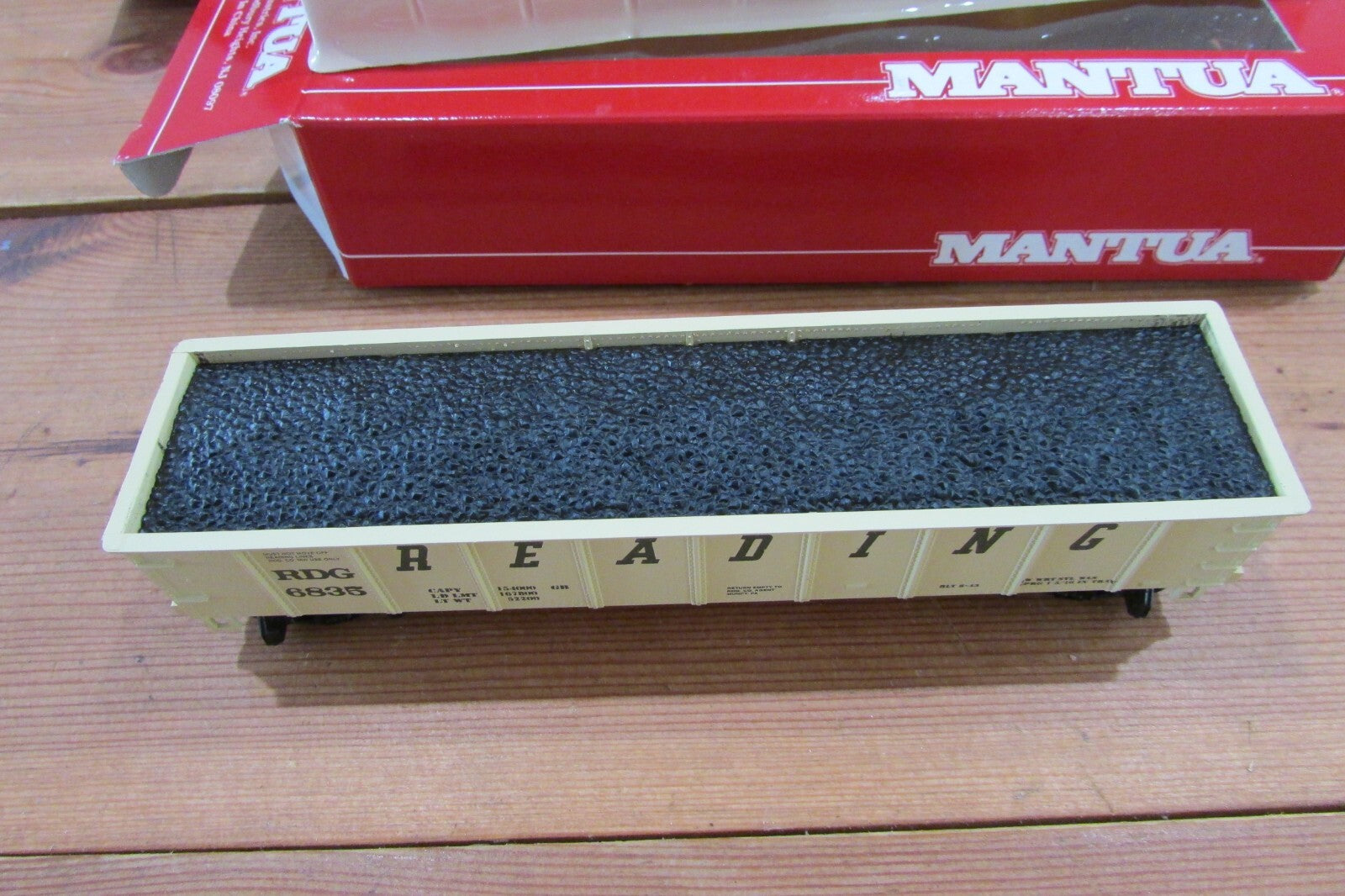 HO Scale Mantua (3) Heavy 43'' Gondola w/ Load READING LOT#4178