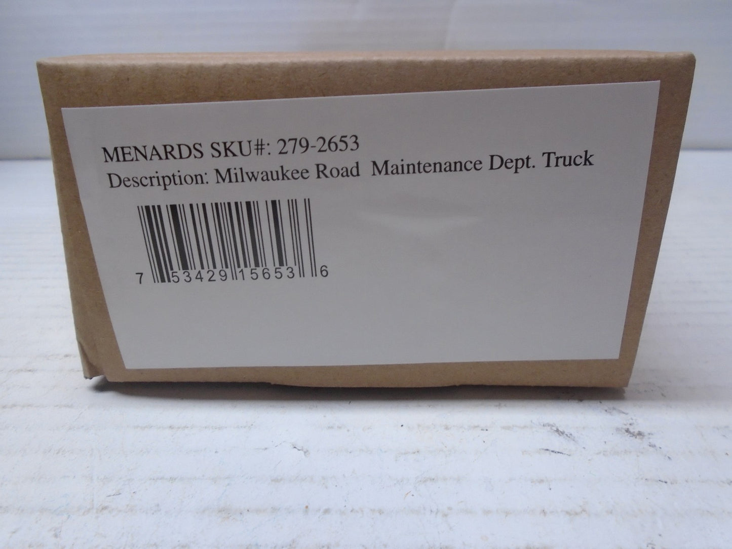 Menards  O Scale (4) Flatcar with Milwaukee Road F150 Maintenance Truck