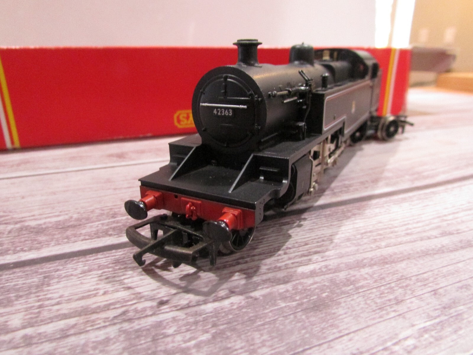 OO/HO Scale Hornby R239 BR2-6-4T Loco Class 4P #42363 Lot#3188