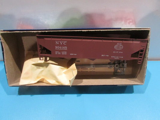 HO Scale RoundHouse 1615 3Bay Offset Hopper NYC RH4333