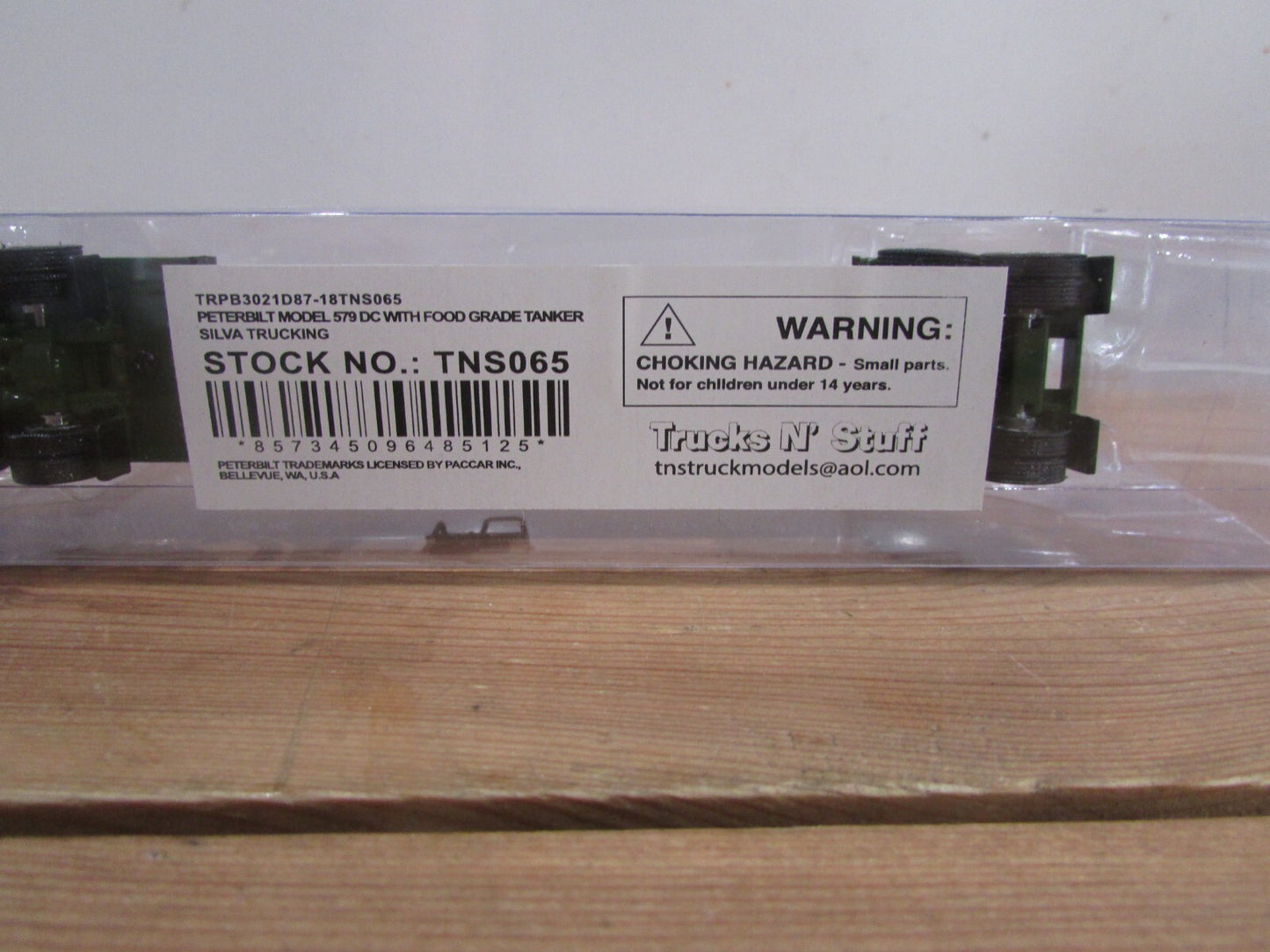 HO Scale Trucks n Stuff Peterbilt 759DC  w/Food Grade Tanker Silva Trucking