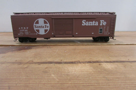 HO Scale Roundhouse ATSF Santa Fe 50' Box Car  RH4944