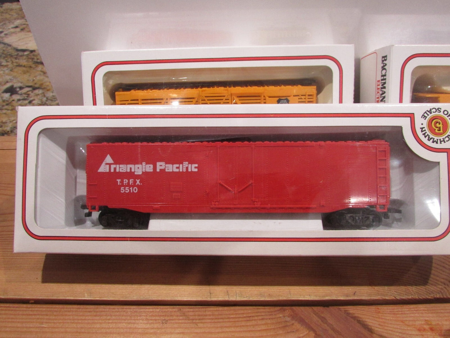 HO Scale Bachmann Assorted Freight Cars (6) Lot#1988