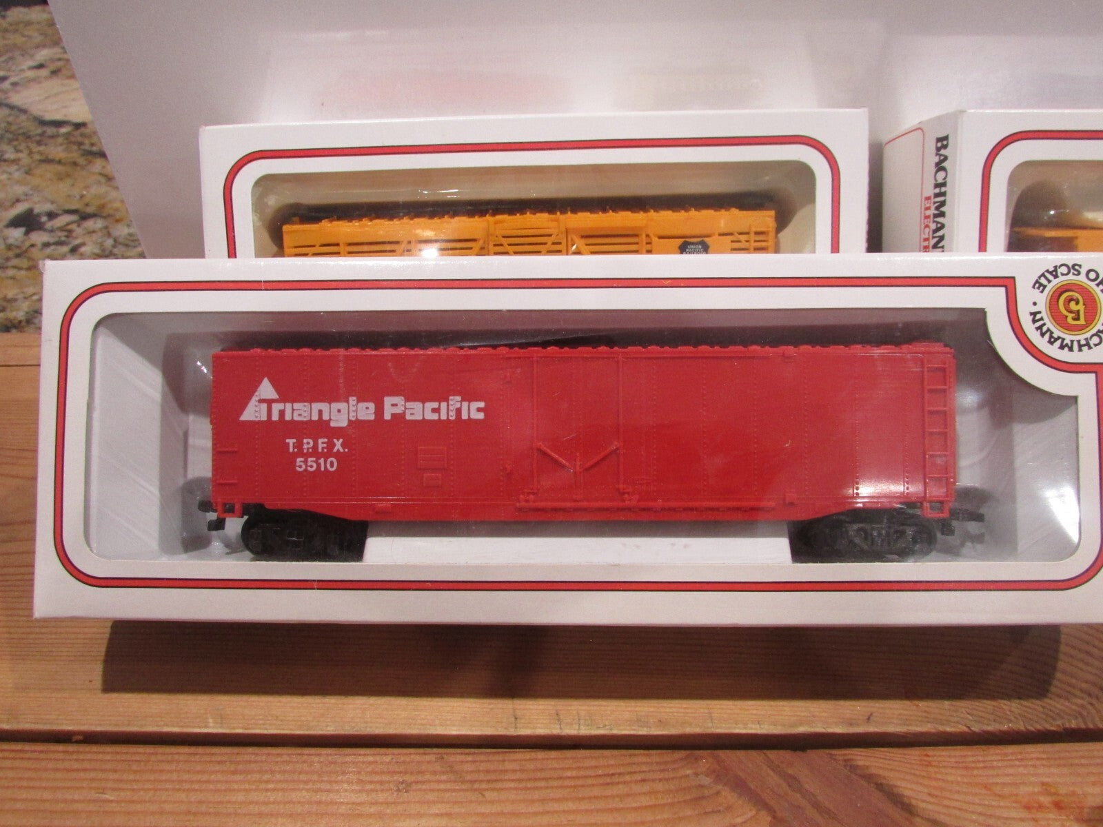 HO Scale Bachmann Assorted Freight Cars (6) Lot#1988