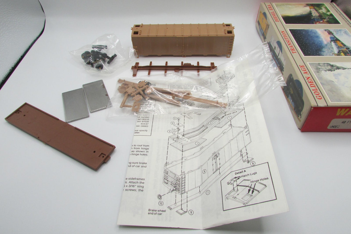 HO Scale Walthers 932-2500 40ft Steel Reefer Undecorated  WAL4671