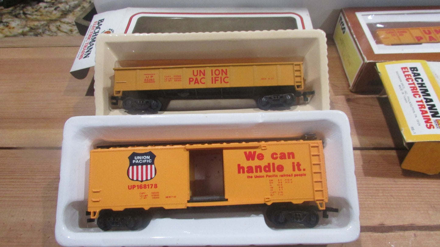 HO Scale (4) Assorted Freight Car Union Pacific LOT#0287
