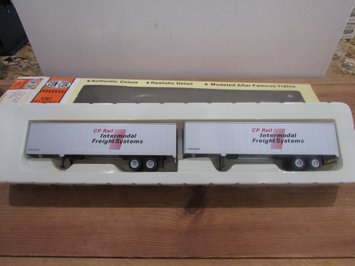 HO Scale Con-Cor (2) 45ft Rivet Side Trailer PC Rail Intermodal Lot#3586
