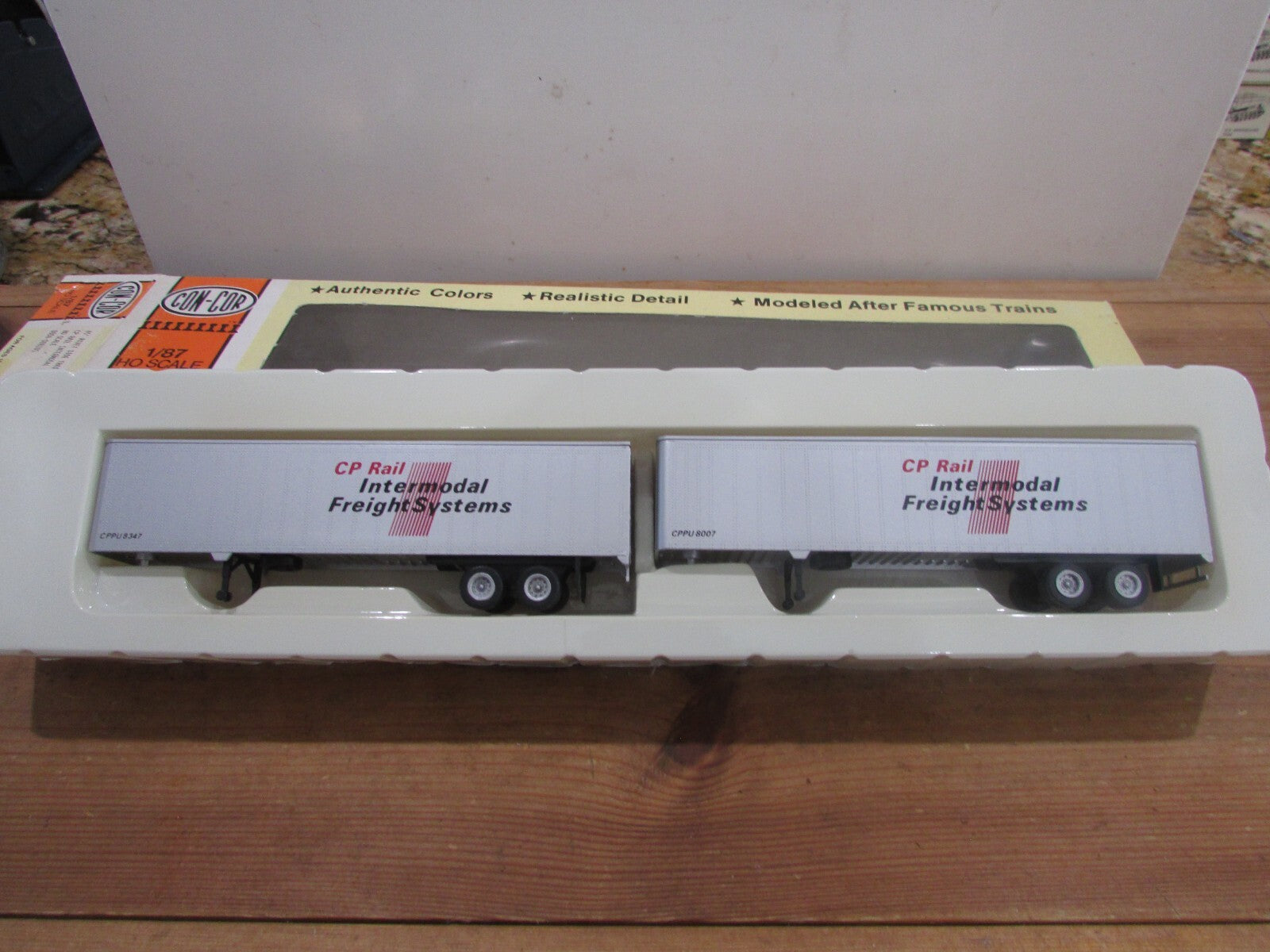 HO Scale Con-Cor (2) 45ft Rivet Side Trailer PC Rail Intermodal Lot#3586