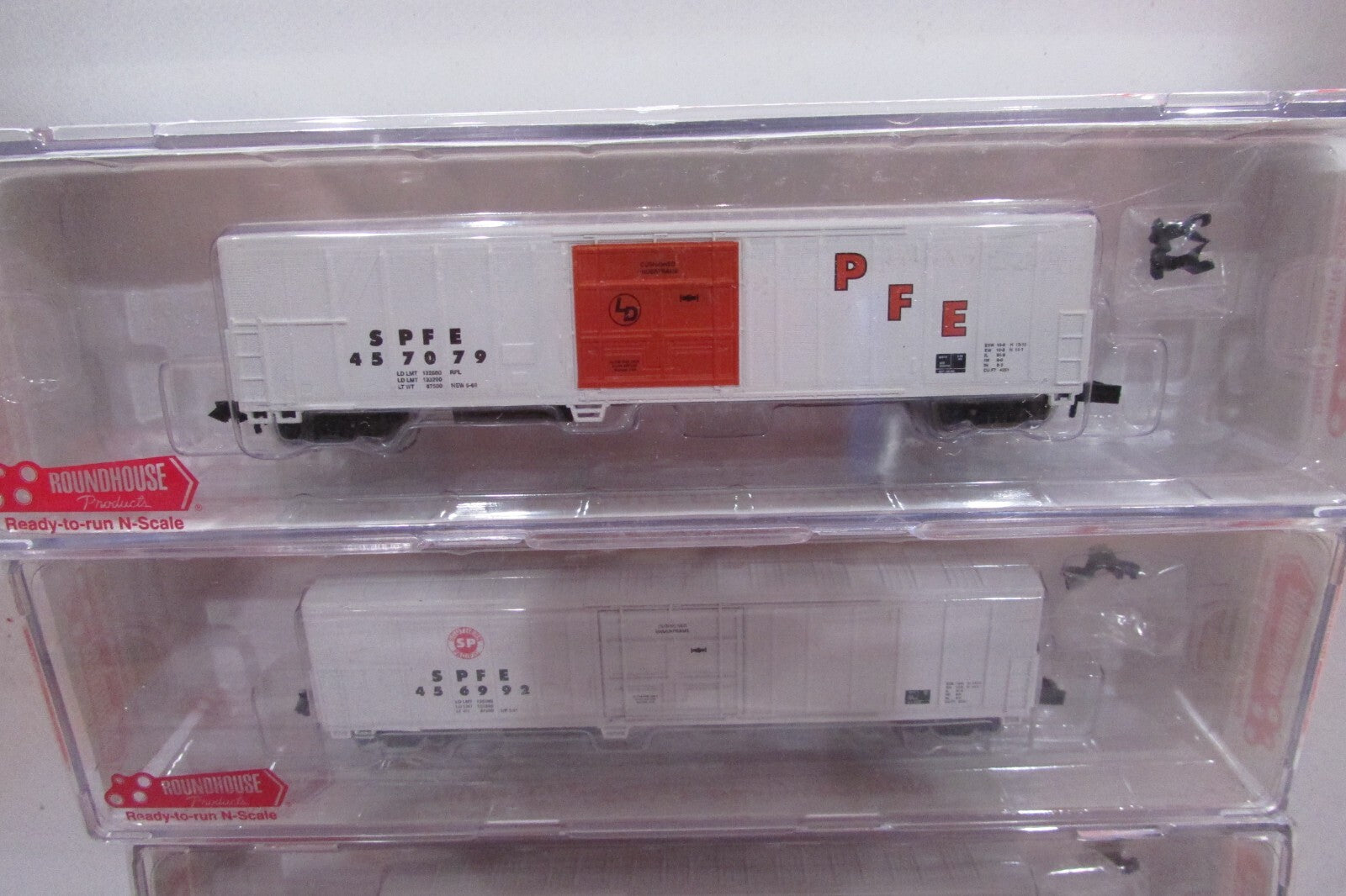 N Scale RoundHouse (4) 57' Mechanical Reefer SPFE  Lot#3026
