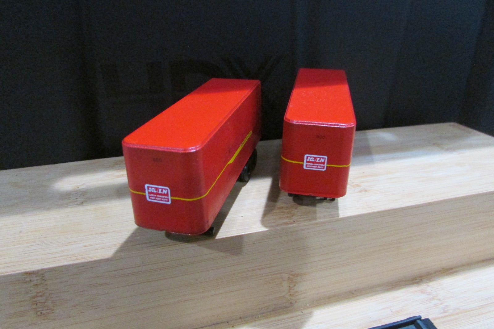 HO Scale Athearn 1403 50ft Flat Car Wabash w/ 2 Trailer ATH5190