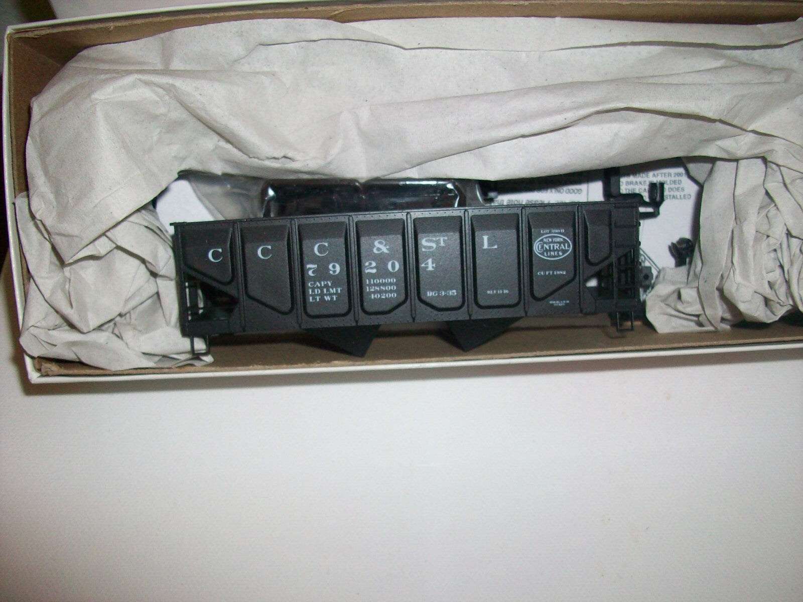 HO Scale (4) Accurail Freight Cars Kits Lot#0426