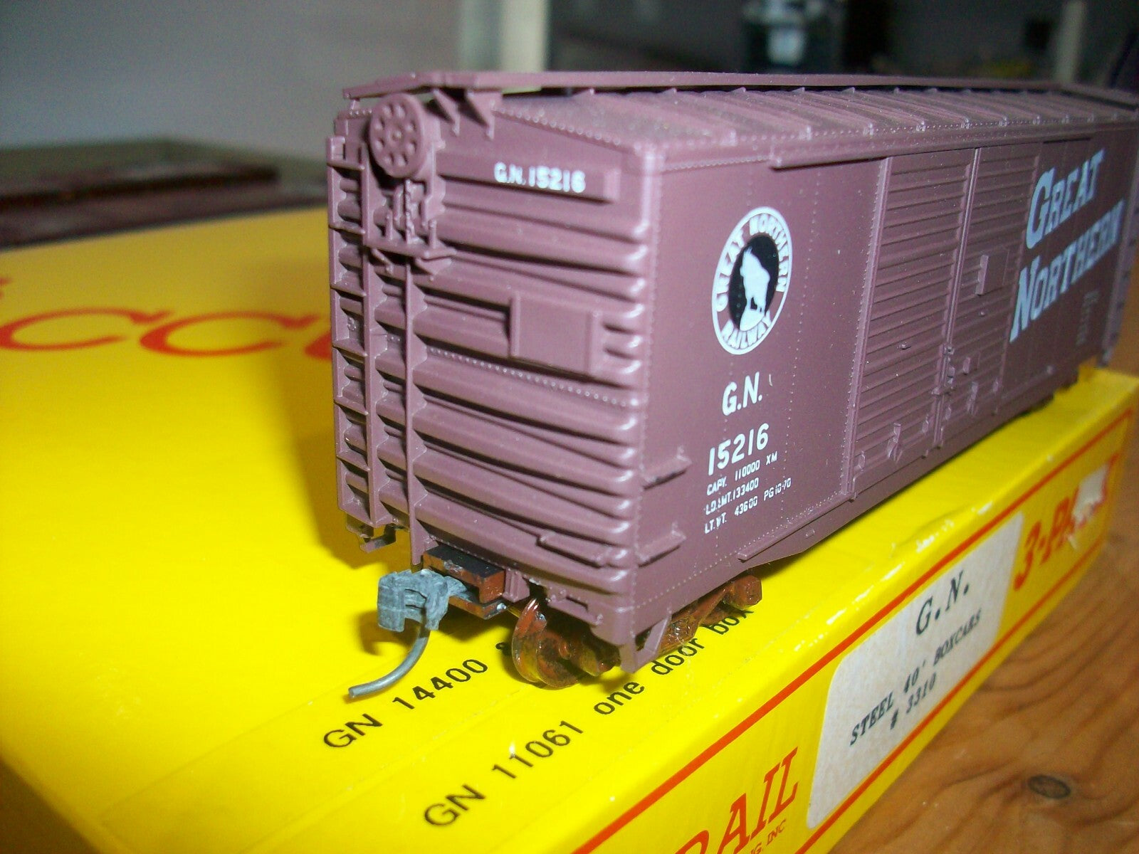 HO Scale Accurail #3310 3pack Great Northern Box Cars Lot#3979