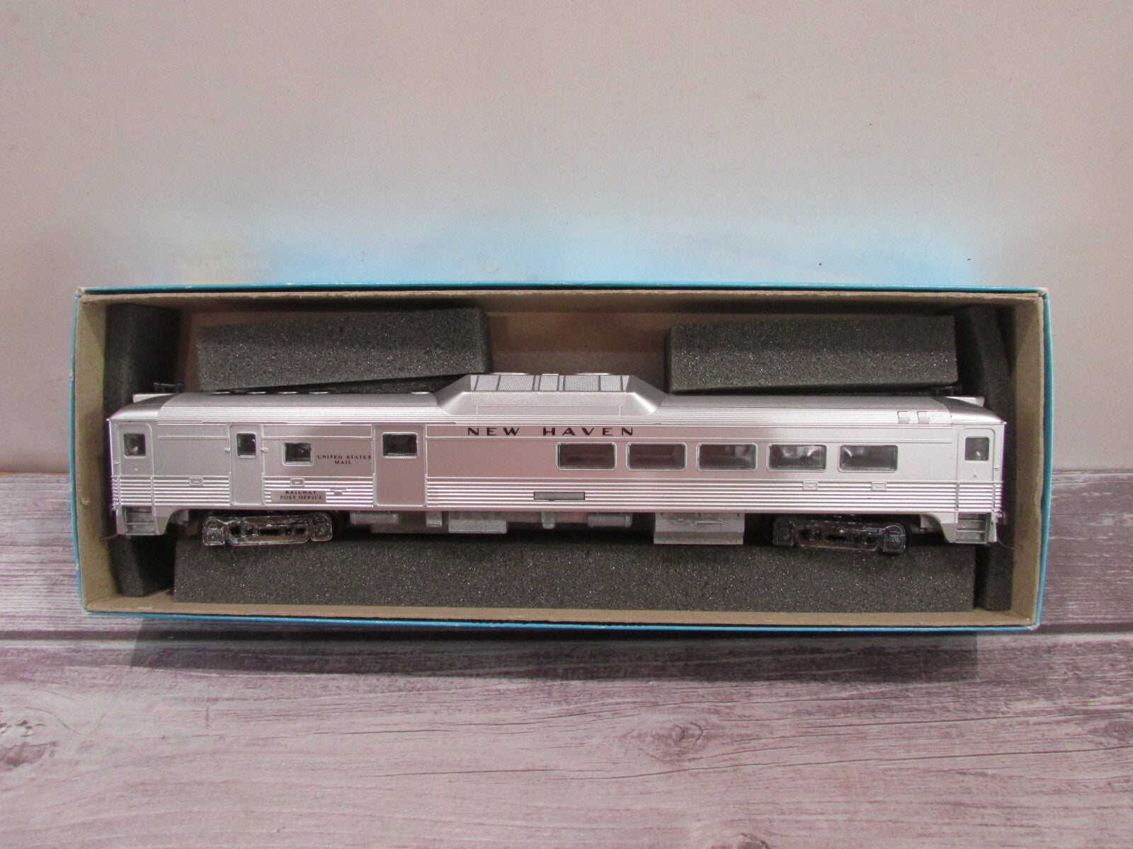 HO Scale Athearn 2077 New Haven RDC-3 DUMMY (Non Powered) Lot#3133