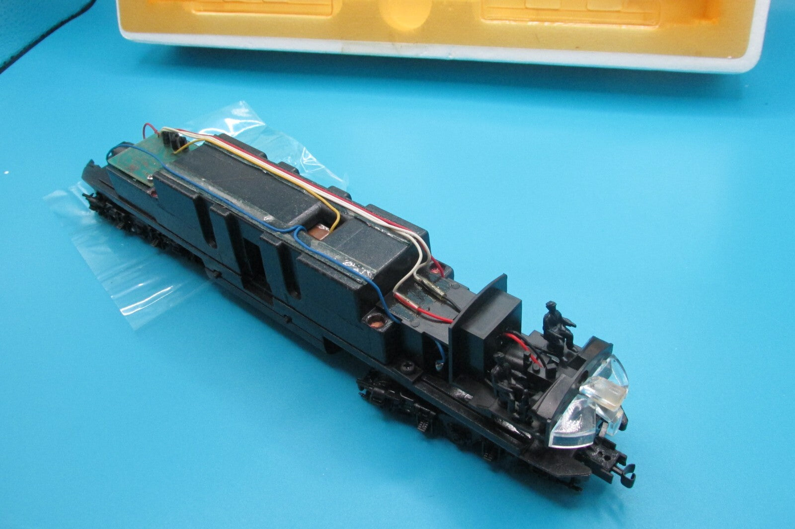 HO Scale Proto 2000 8116 E8/9 Locomotive Pennsylvania #5804A Lot#4479