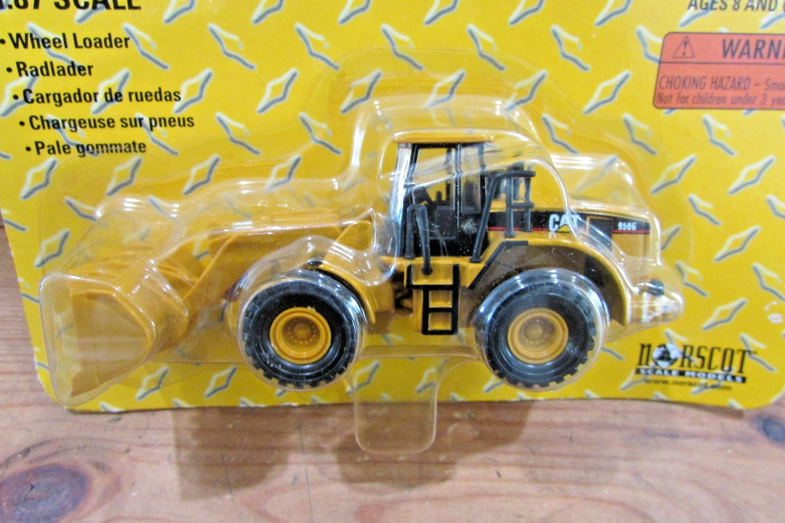 HO Scale/1:87 Scale Norscot 55402 Cat 950G Series II Wheel Loader Lot#4974