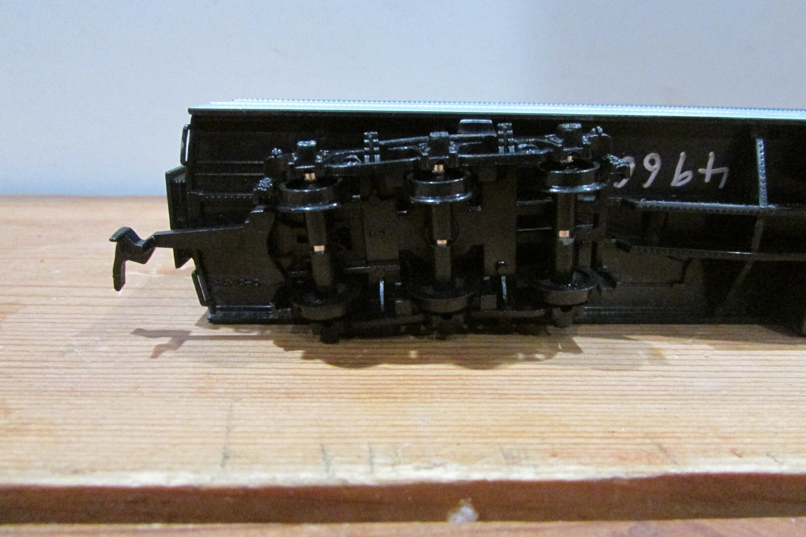 HO Scale IHC 49663 Southern Pacific Lark Heavyweight Diner Car #10147 Lot#3623