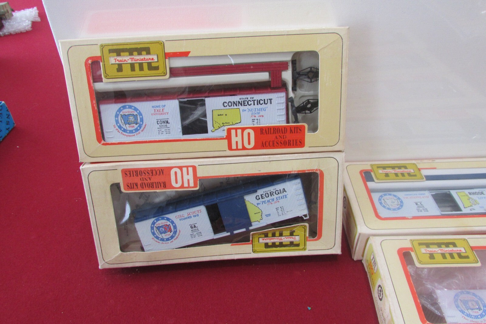 HO Scale (9) Assorted Train-Miniature Commemorative Cars Lot#0389