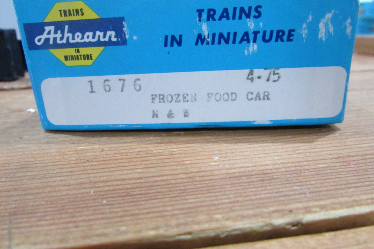 HO Scale Athearn 1676 Frozen Food Car Norfolk & Western Gondola Kit ATH4495