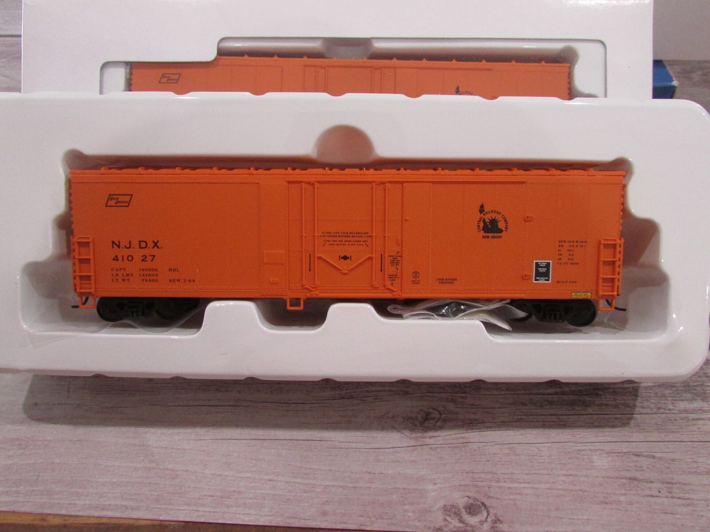 HO Scale Walthers 932-23460 CNJ 50' Smoothside Box Cars (Set of 2)  Lot#3130
