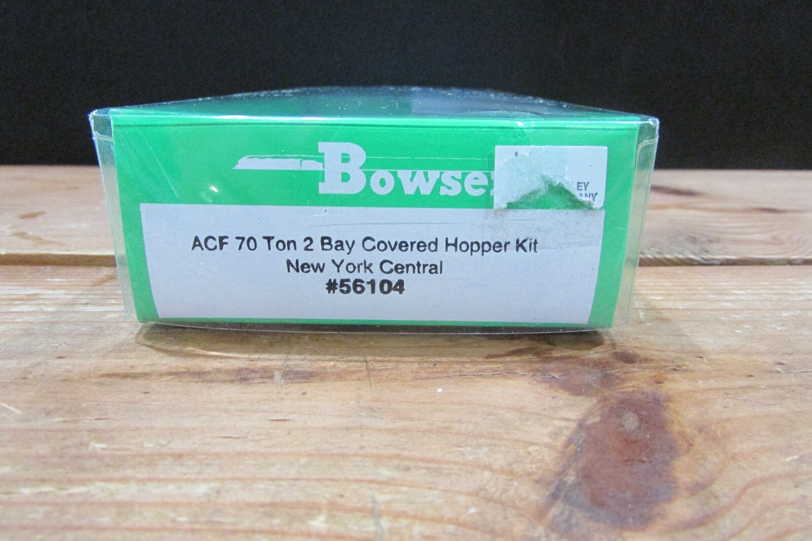 Ho Scale Bowser 56104 ACF 70Ton 2Bay Covered Hopper Kit NYC