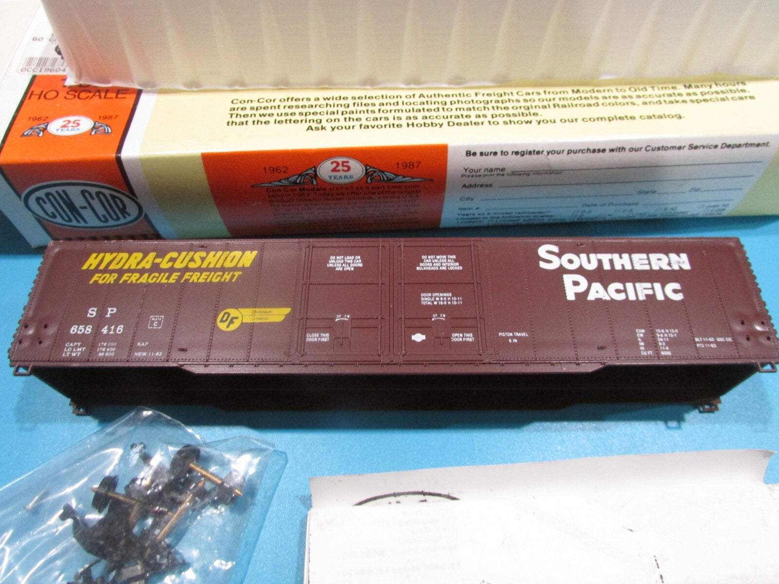 HO Scale Con-Cor 01-009604 60'Greenville Boxcar Southern Pacific Lot#1191