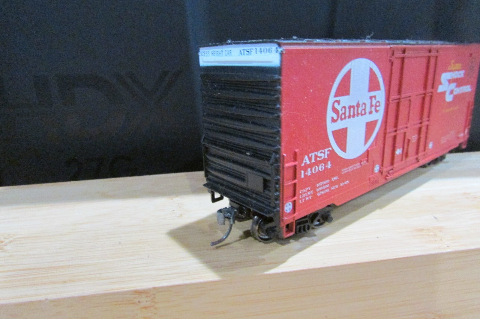 HO Scale Athearn 1965 40ft OB Hi-Cube Box Car Santa Fe ATSF 14064 ATH5185