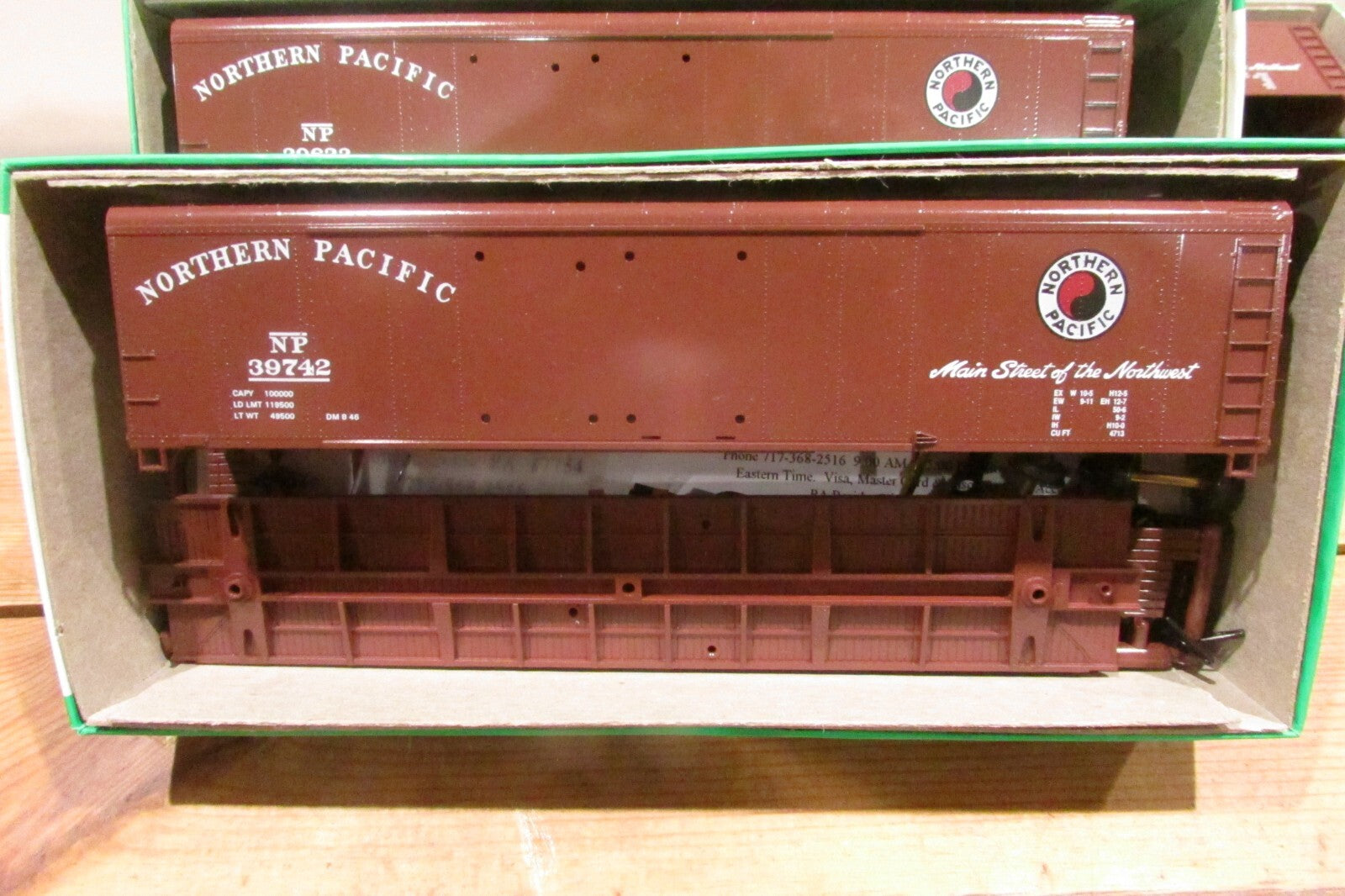 Ho Scale Bowser (3) 50'Round Roof DD Box Car Kit Northern Pacific Lot#3414