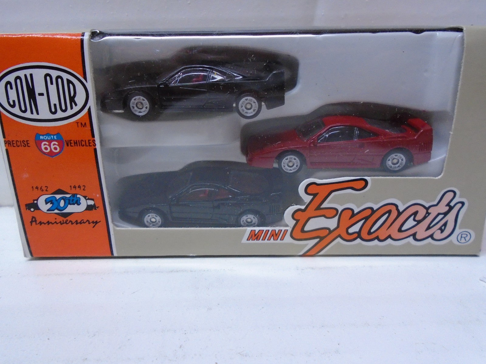 Ho Scale Con-Cor 04-004505(1) Ferrari F-40 Lot#4274