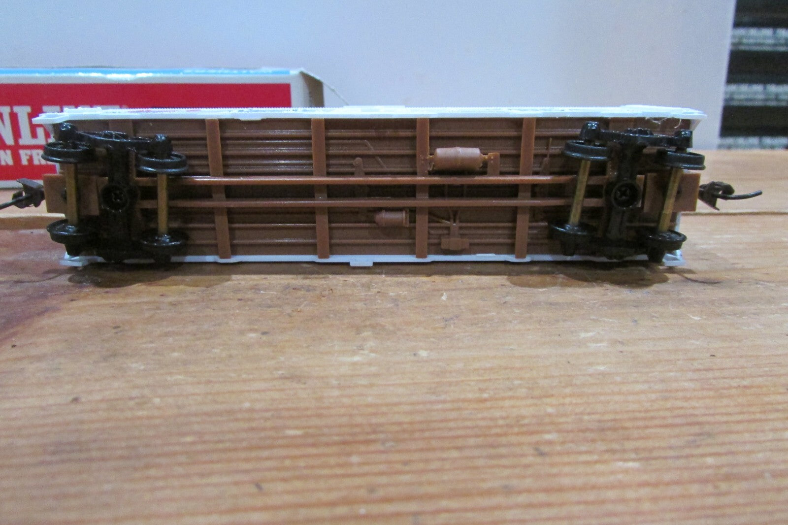 HO Scale Walthers Union Refrigerator Transit Carnation Flaked Wheat Car Lot#4156
