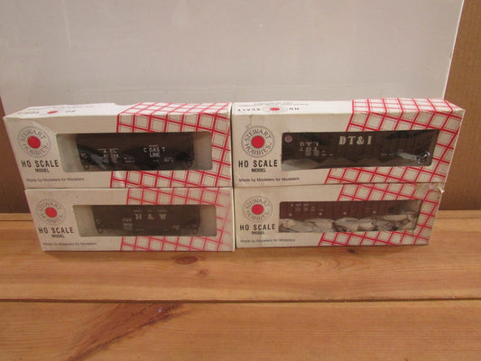 HO Scale (4) Stewart Hobbies Assorted Hopper Cars Kits  Lot#1040