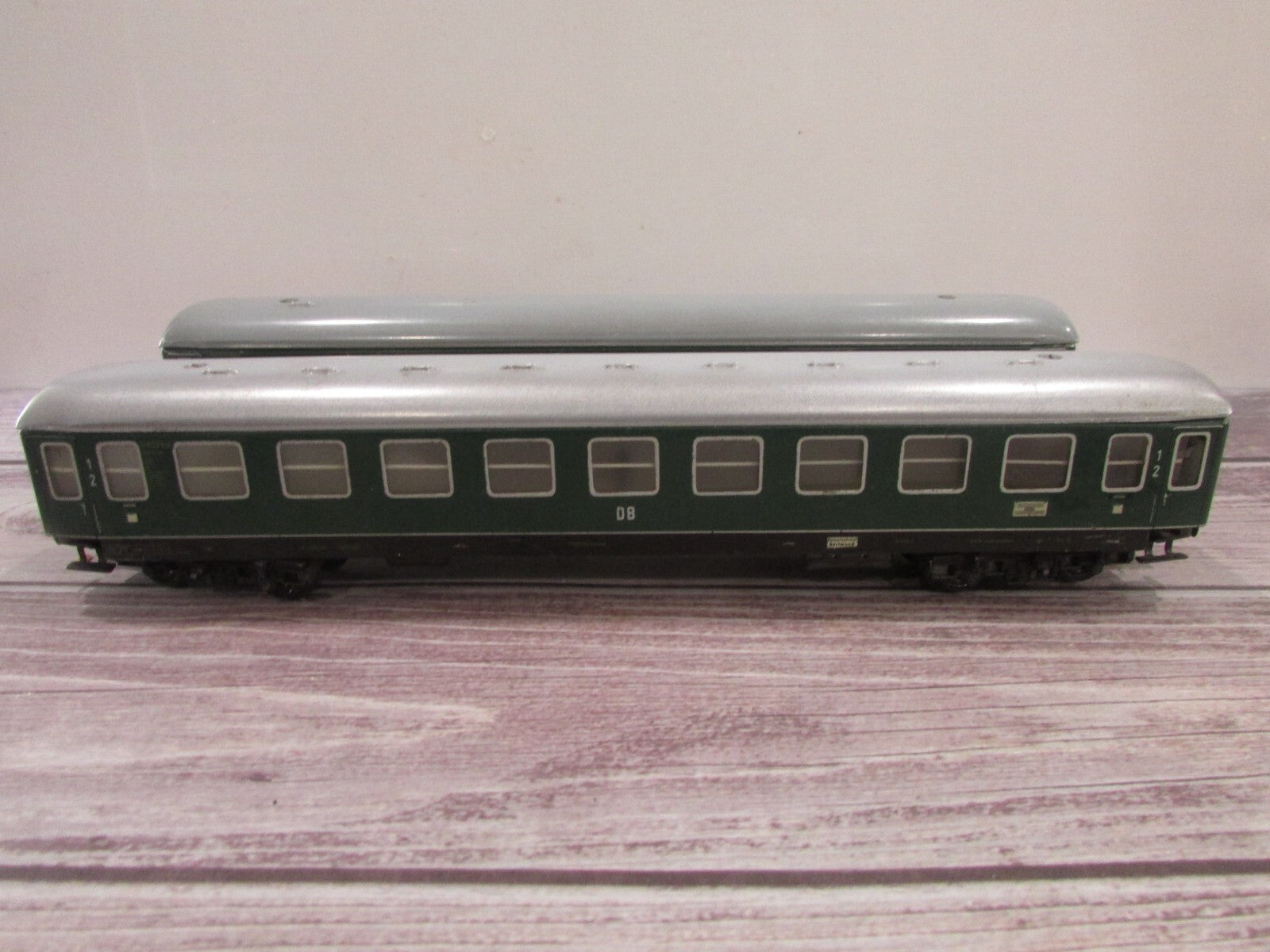 HO Scale (3)Trix Model Assorted Passenger Cars Lot#3113