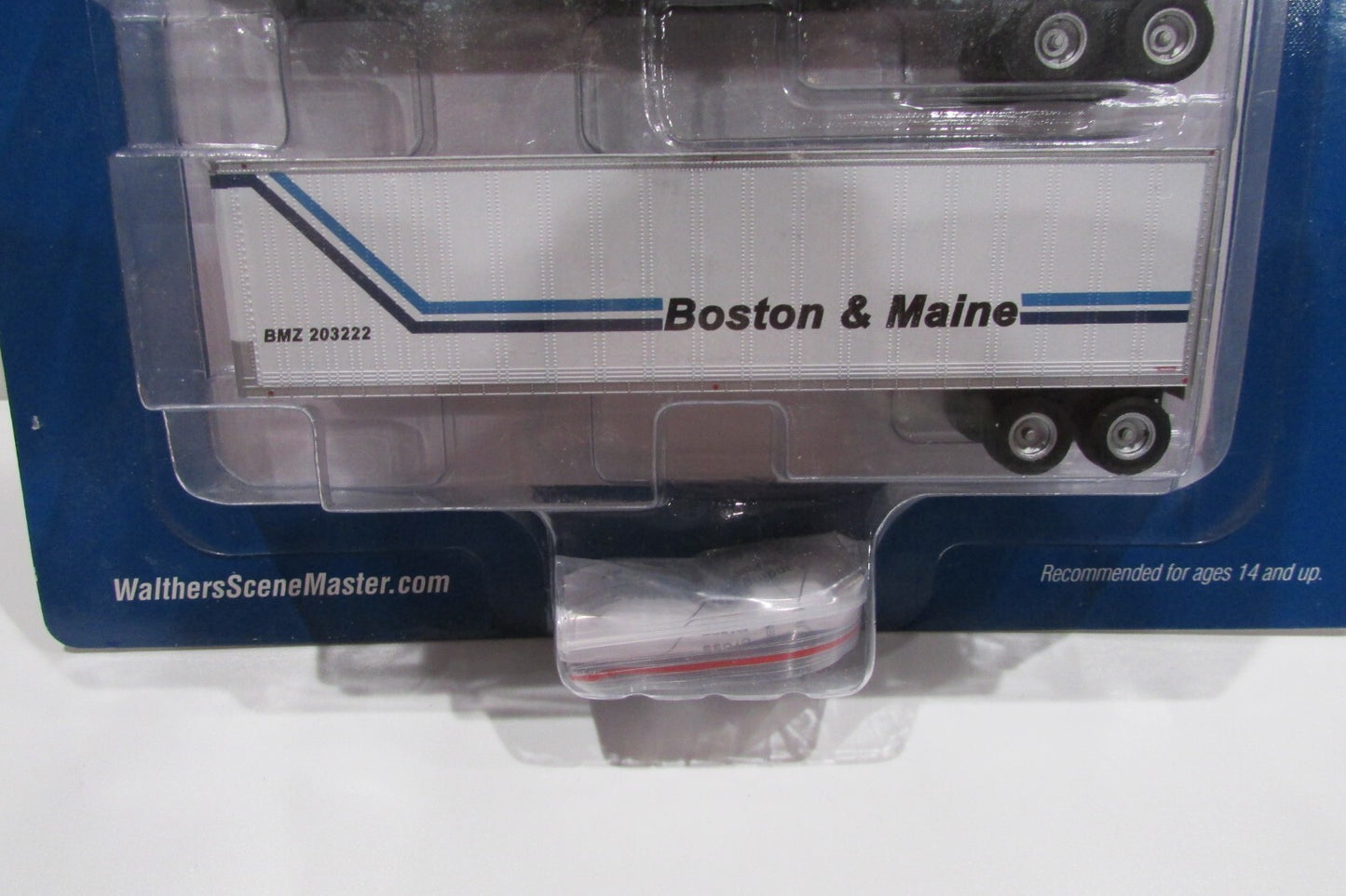 HO Scale Walthers 949-2502 40ft Trailer  (2pack) Boston & Maine