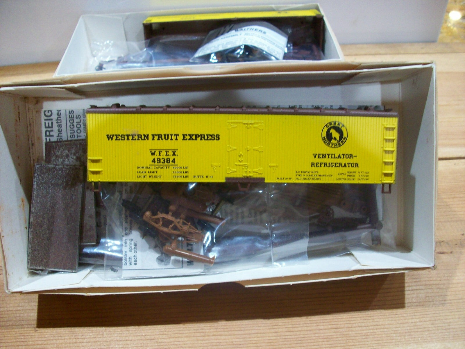 HO Scale Walthers 932-2303 (3) 40'DS Wood Reefer Freight Cars GN Lot#4070