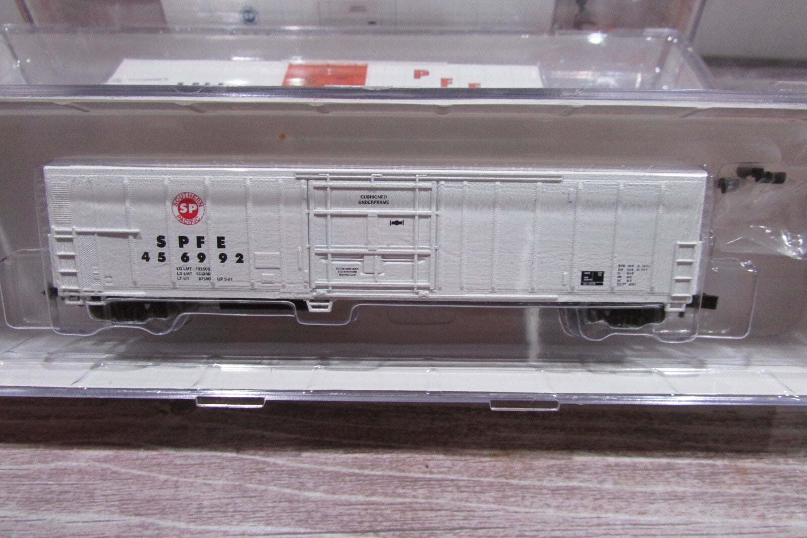 N Scale RoundHouse (4) 57' Mechanical Reefer SPFE  Lot#3026