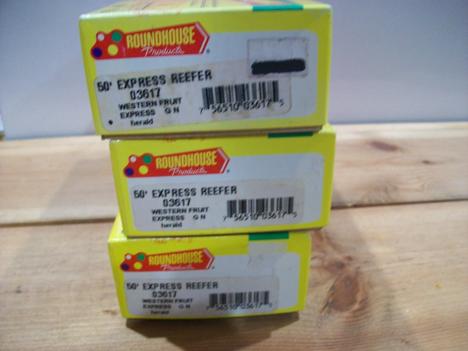 HO Scale (3)RoundHouse 50' Express Reefer Western Fruit Express Lot#0507