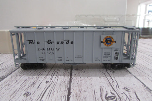 HO Scale Con-Cor 01-097005 Airslide Covered Hopper Rio Grande Car#18103 Lot#3290