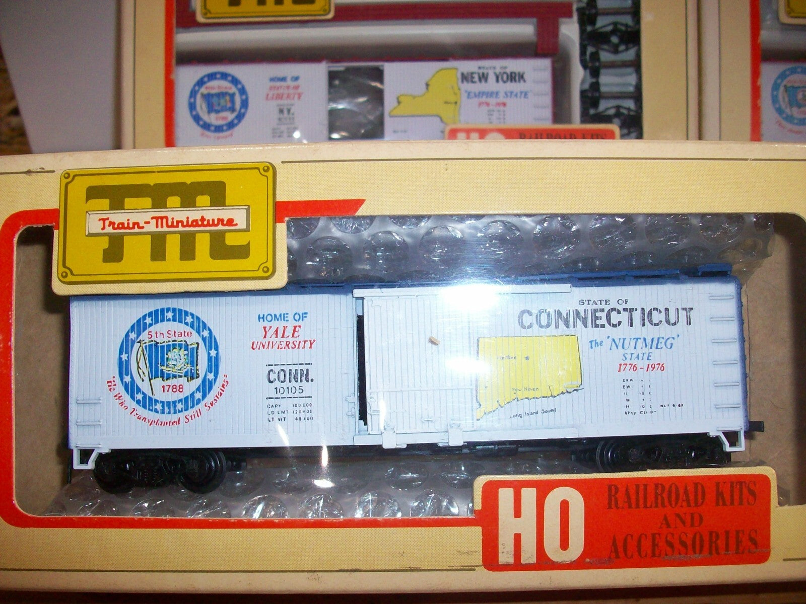 HO Scale (6) Assorted Train-Miniature Commemorative Cars Lot#0392