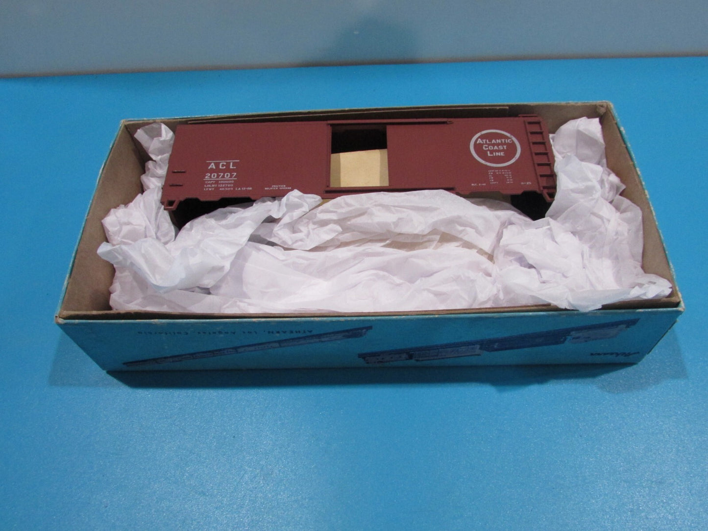HO Scale Athearn 5001 40ft Boxcar Kit ACL