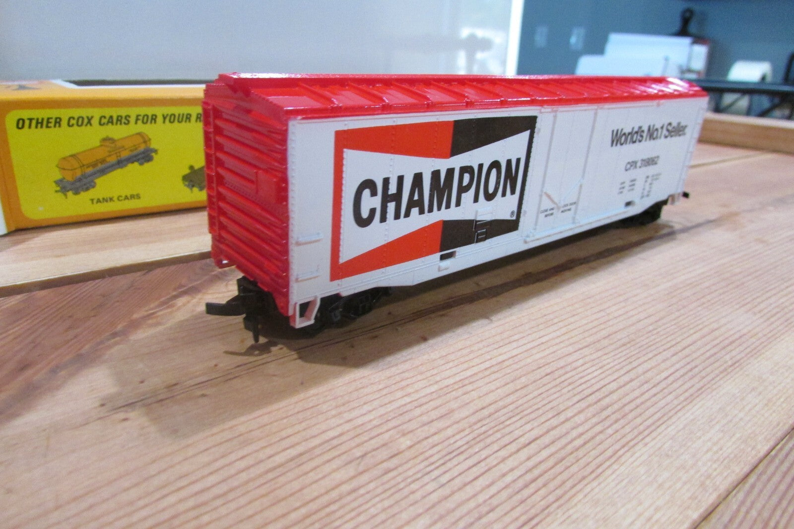 Ho Scale Cox 6121-7 50'ft BoxCar Champion Lot#0120