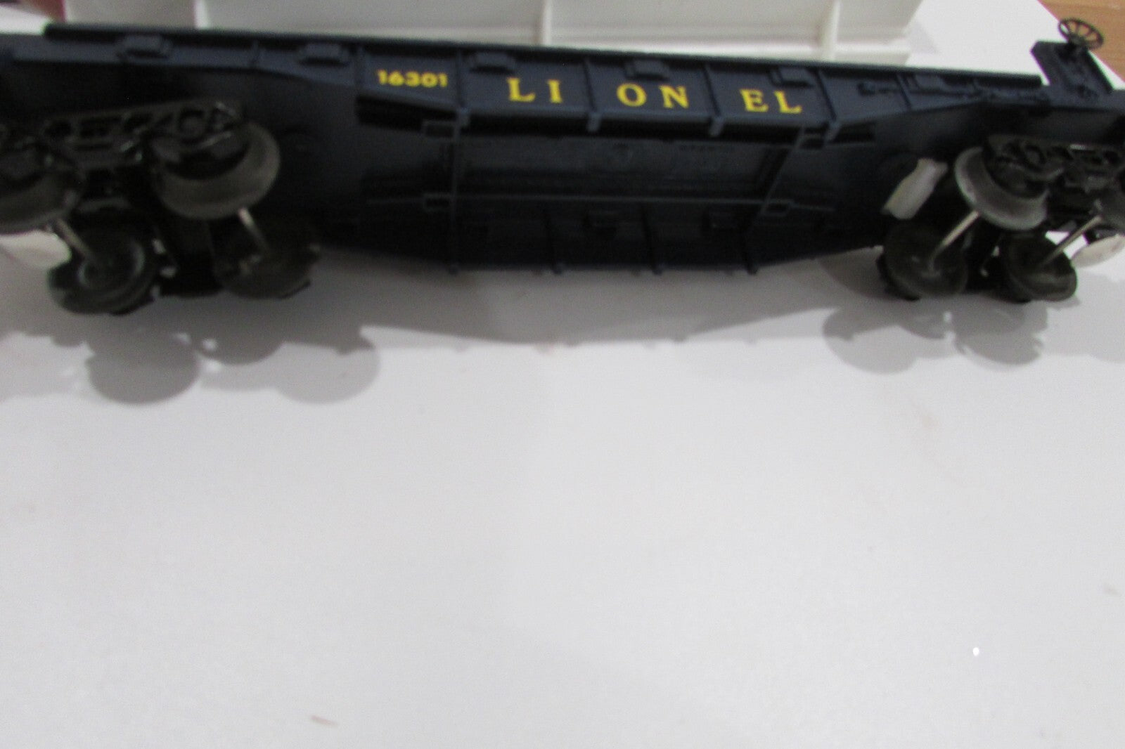 O Gauge  Lionel 6-16301  Barrel Ramp Car Lot#2820