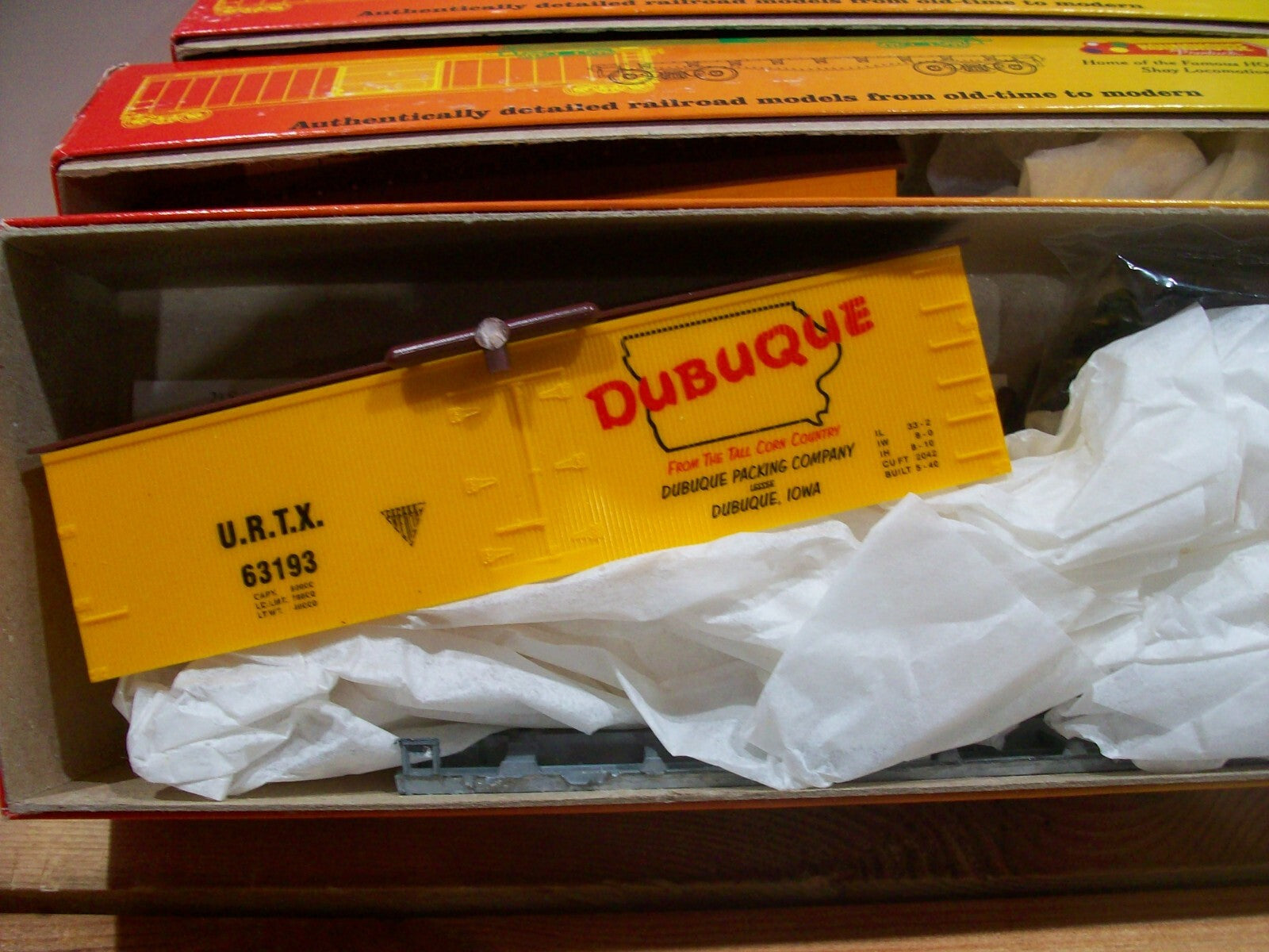 HO Scale (3)RoundHouse 36' Steel U/F Meat Reefer Dubuque Packing Company Lo#0508