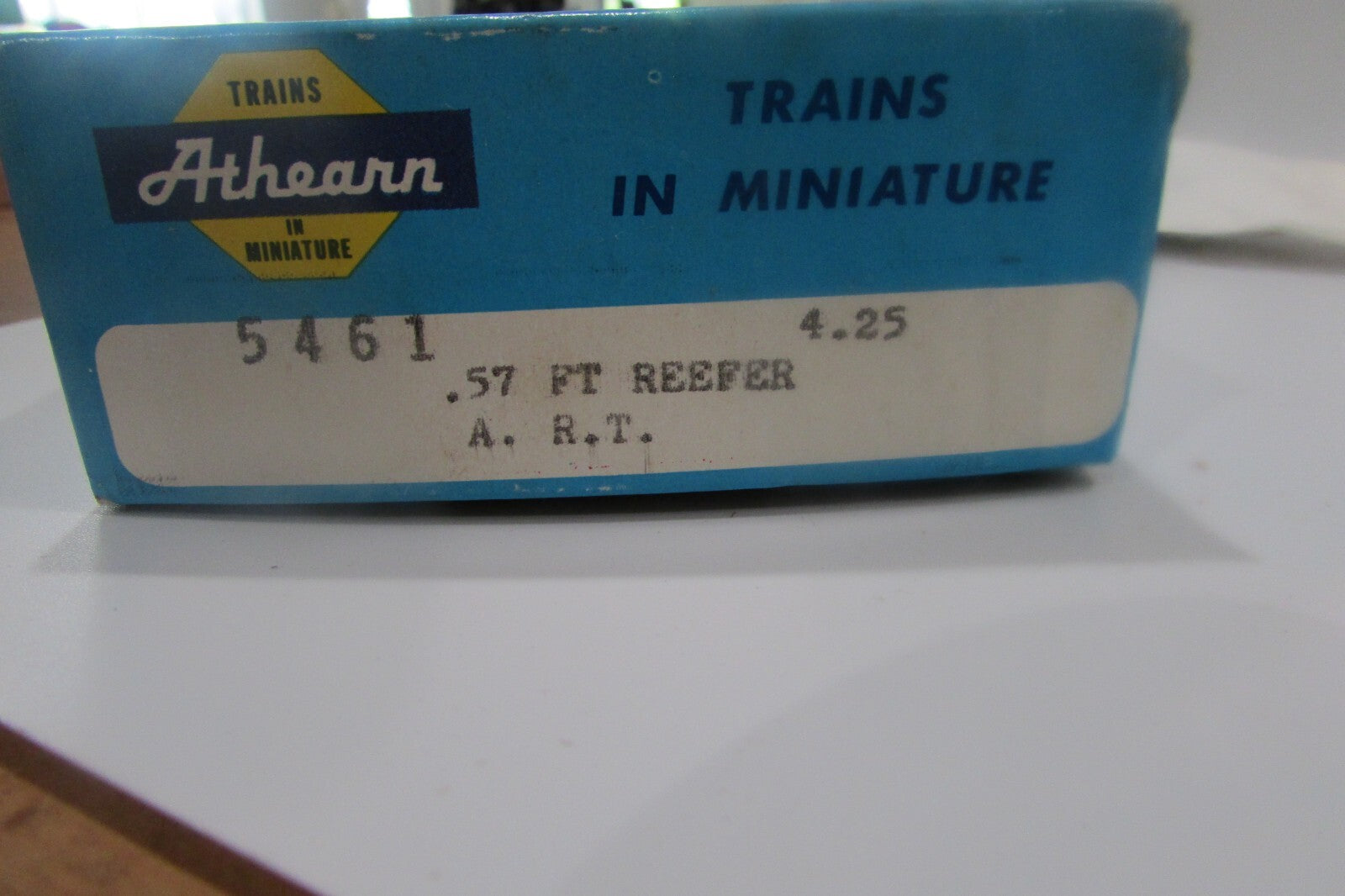 HO Scale Athearn 5461 57ft Reefer Car A.R.T.  Kit #RMDX 836